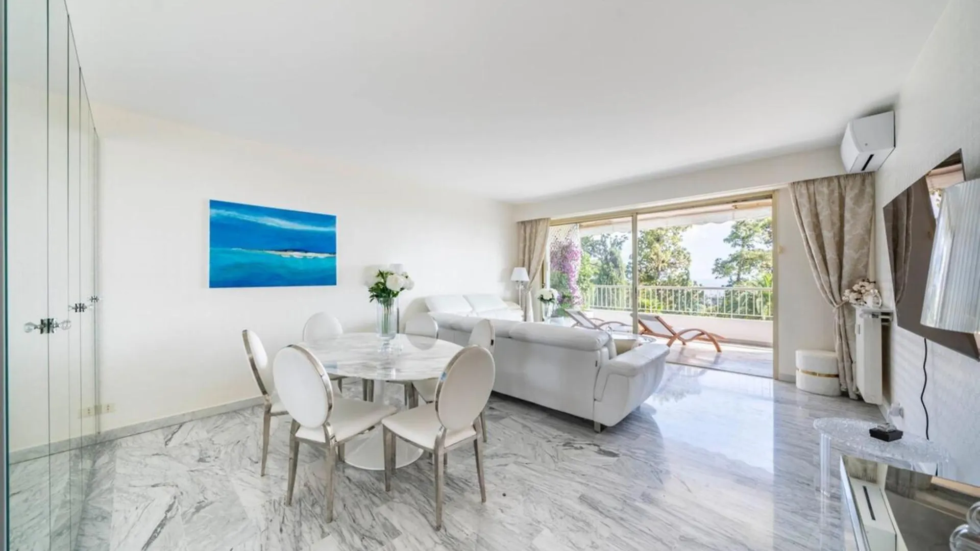 Bright One-Bedroom In A Quiet Area Wswimming Pool Κάννες Διαμέρισμα